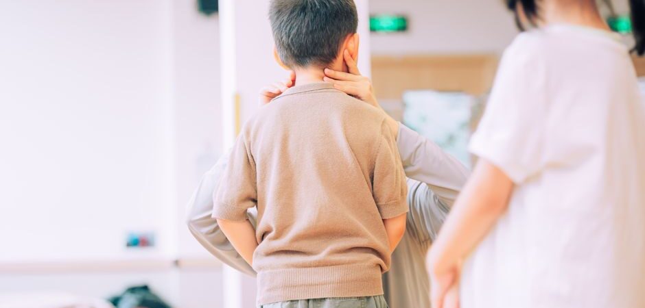 Gardiens d&rsquo;enfants immigrants au Canada en 2026 : guide complet pour immigrer légalement et obtenir la résidence permanente