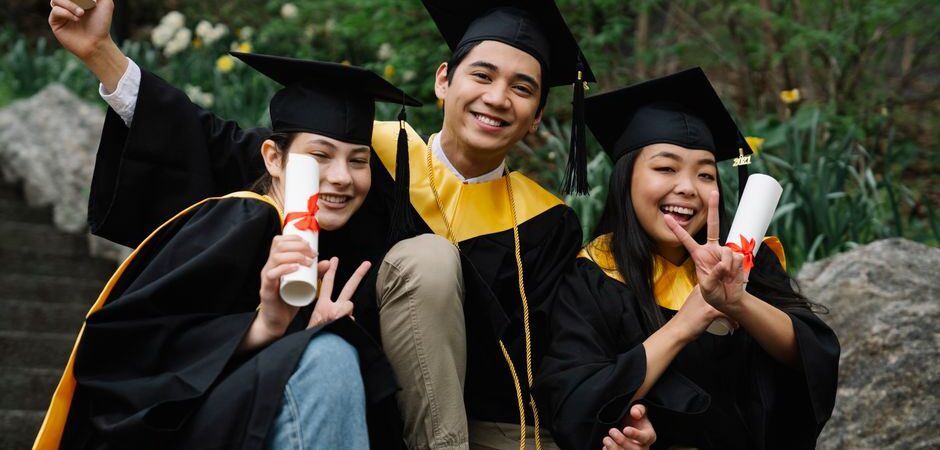Permis de travail postdiplôme au Canada en 2026 : guide complet pour rester et travailler après vos études